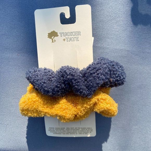 ⭐️4‎ for 25⭐️ NWT TUCKER + TATE Scrunchies